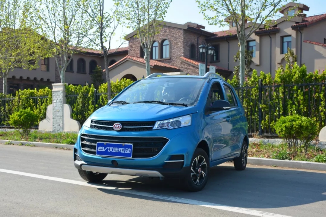 在路上,与汉唐q3e一起享受阳光-汉唐电动汽车